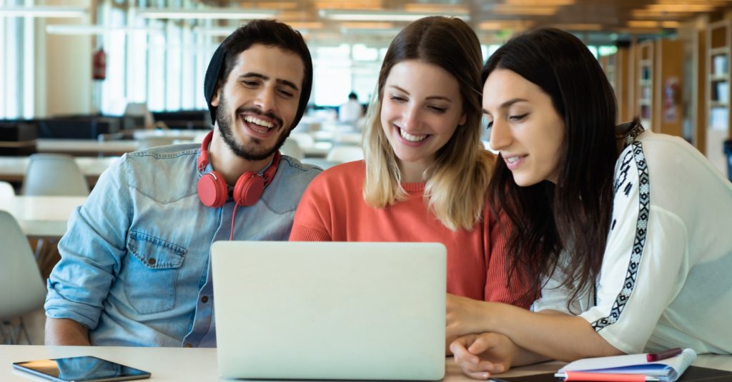 Proyecto OMAP: Mapa virtual inteligente para estudiantes universitarios Kevin Campos
